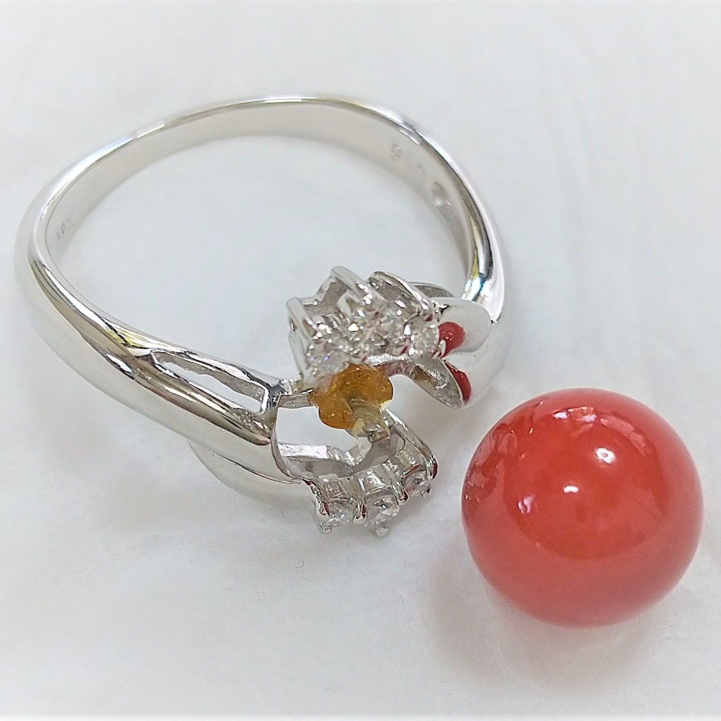 サンゴの指輪　珠外れ修理 　2021年1月20日投稿アーカイブ(旧ブログより）