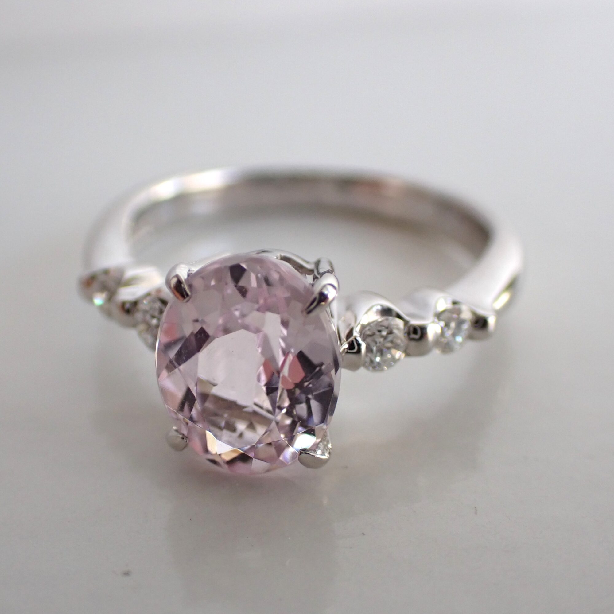 新誕生石で有名宝石に《クンツァイト》(旧ブログより)